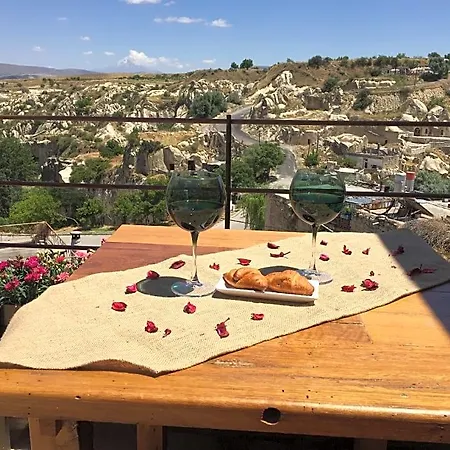 Vigneron Cave Hotel 5*