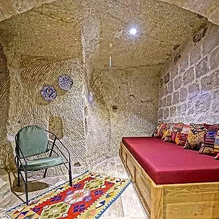 Vigneron Cave