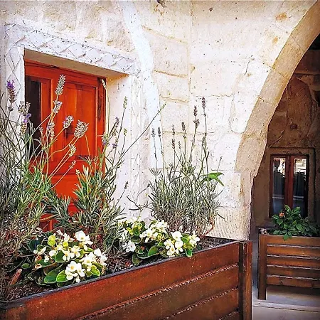 Vigneron Cave Отель 5*